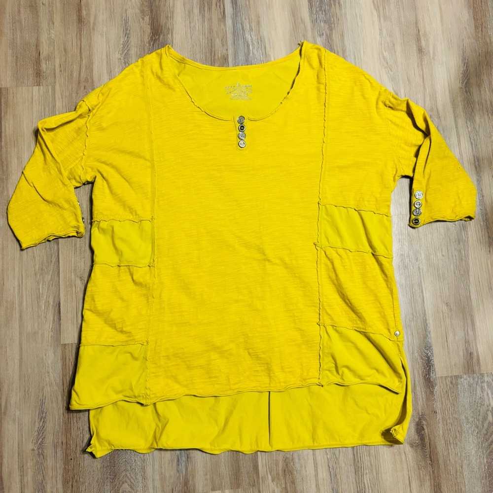 Neon Buddha Women’s Quarter Sleeve Yellow Top size large 100% Cotton
